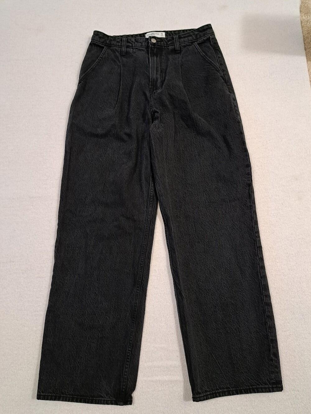 Abercrombie & Fitch The Loose High Rise Jeans Women's Size 29 Black Denim Pleats